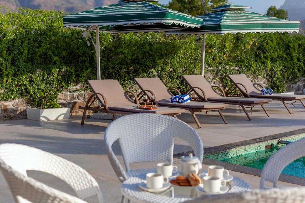 Natures Odyssey By Stayvista - Amidst Lush Greenery With Outdoor Pool And Indoor Activities Chinchavli Exterior photo